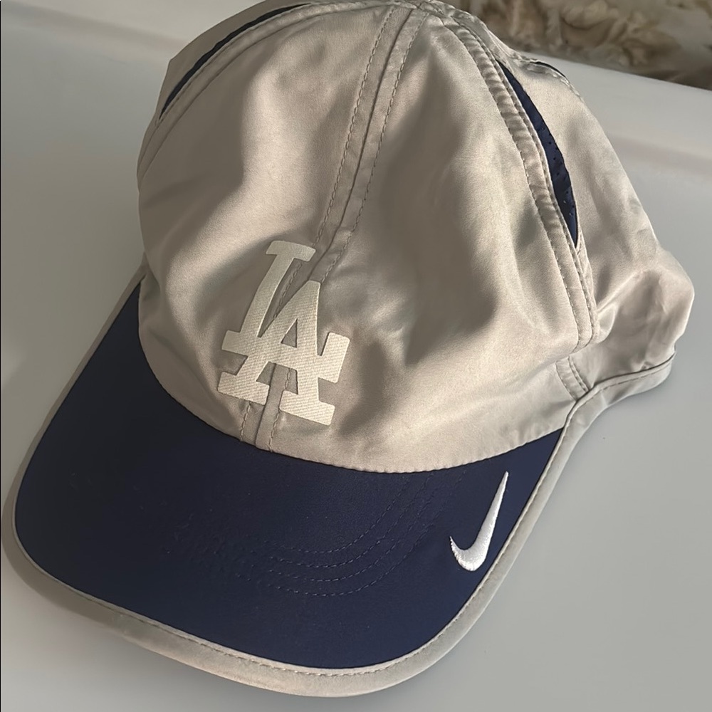 Nike women’s Dri-Fit LA Dodgers cap.